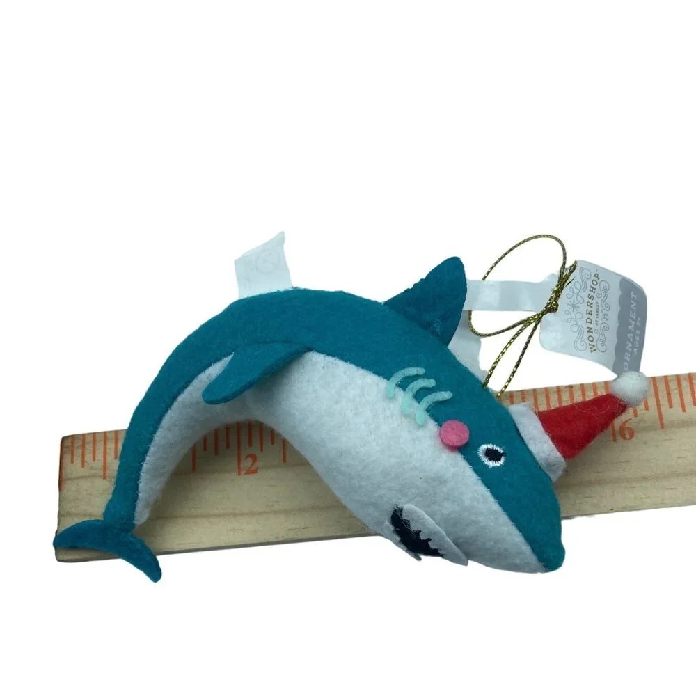 NWT Target Christmas Holiday Santa Hat Funny‎ Shark Plush Ornament 6.25”